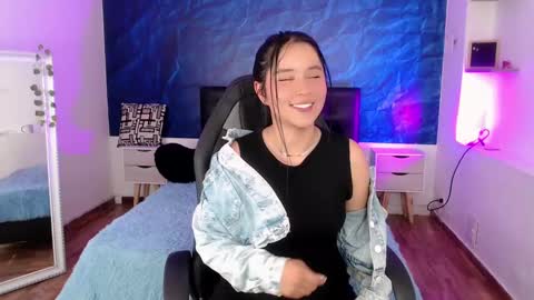 Emily Carter online show from December 2024 03:51:01 AM