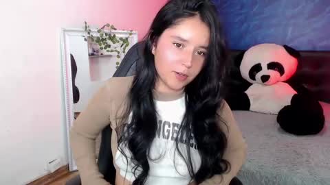 Emily Carter online show from January 2025 05:40:01 AM