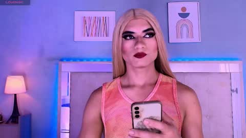 emily_castillo_1 online show from September 2025 03:17:01 AM