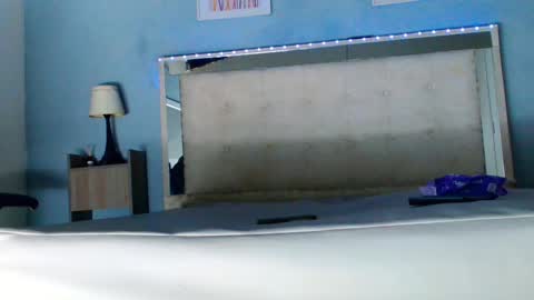 emily_castillo_1 online show from September 2025 04:25:02 AM