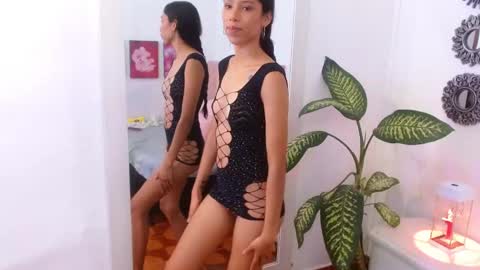 Emily online show from September 2025 06:33:02 PM