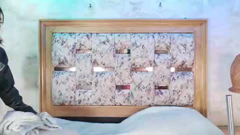 emily_dempsey online show from July 2026 07:08:02 PM