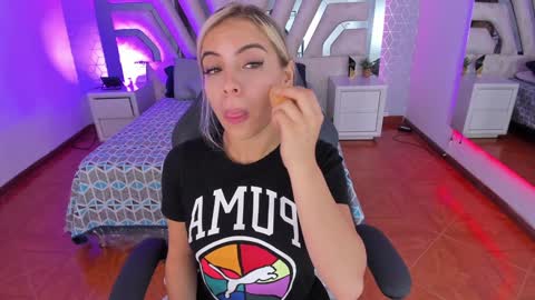 Emily online show from January 2025 10:37:01 AM