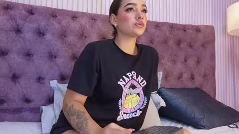 Emily online show from September 2025 08:46:02 AM