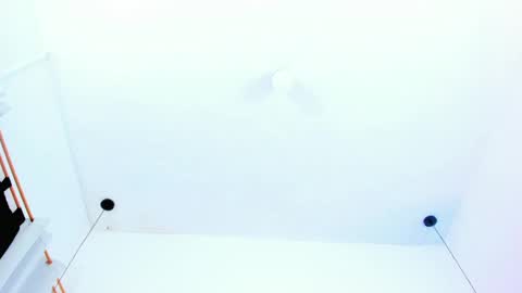 Emi  online show from January 2025 01:21:02 PM