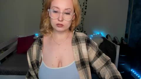 EMILY online show from September 2025 02:16:02 AM
