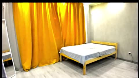 Snapshot of emily_gold1 chatting on September 2025 02:57:01 AM My name is EMILY. Please say hello I like to chat with you. If you have requests or dirty talk please online show from September 2025 02:57:01 AM