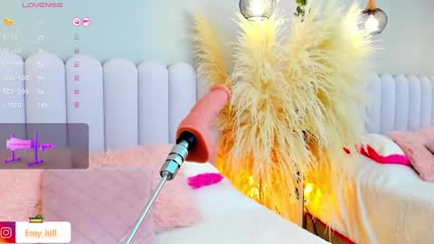 Snapshot of emily_hill___ chatting on January 2025 12:57:02 AM EMILY Monday 5-2 am From Tuesday to Friday5-1 am Colombia time online show from January 2025 12:57:02 AM