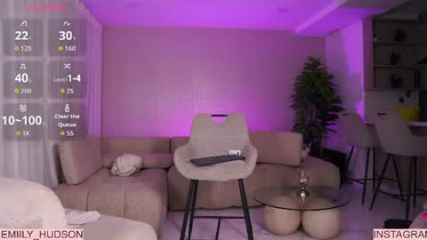 Snapshot of emily_huddson_ chatting on July 2026 11:46:02 PM independet model online show from July 2026 11:46:02 PM