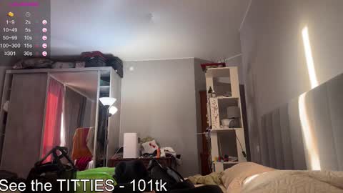 Emily online show from March 2026 04:08:01 AM