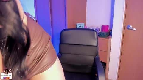 Emily  online show from April 2026 12:31:01 AM