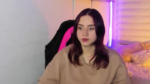 emily_lindey online show from January 2026 03:44:02 AM