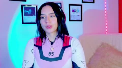 Snapshot of emily_lindey_ chatting on July 2026 05:58:01 AM Emily Lindey online show from July 2026 05:58:01 AM