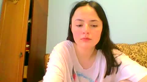 emily_morning_dew online show from January 2025 07:46:02 AM