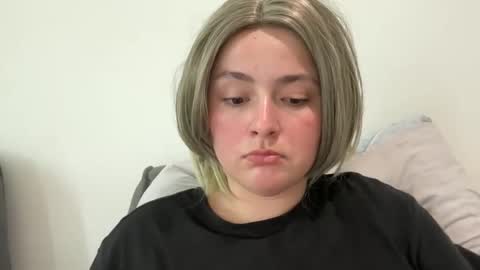 Snapshot of emily_morning_dew chatting on June 2026 09:36:02 AM emily_morning_dew online show from June 2026 09:36:02 AM