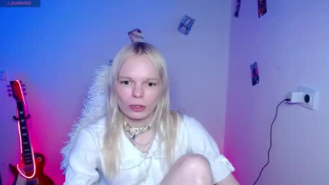 Snapshot of emily_nyaffe chatting on March 2026 10:28:02 PM Lia online show from March 2026 10:28:02 PM