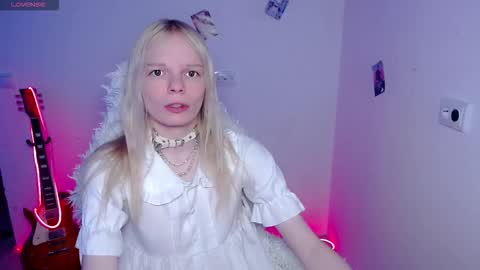 Snapshot of emily_nyaffe chatting on March 2026 10:45:02 AM Lia online show from March 2026 10:45:02 AM