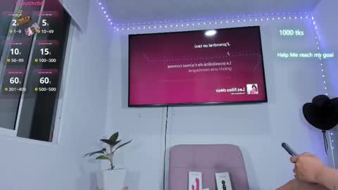 emily_palmeer online show from February 2026 11:16:02 PM