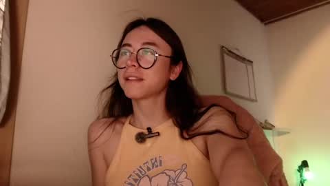 emily_pearl_ online show from December 2024 09:02:01 PM