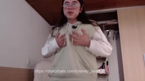 emily_pearl_ online show from February 2025 07:52:02 PM