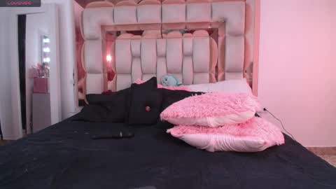 emily online show from April 2026 01:42:02 AM