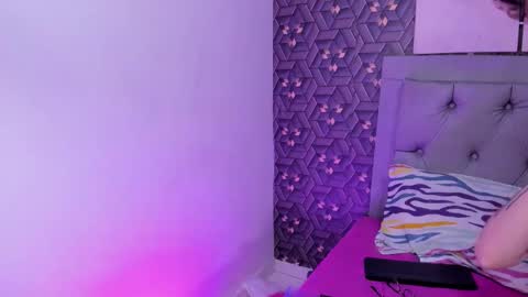 Emily online show from February 2026 04:27:02 AM