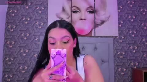 Snapshot of emily_rivera78 chatting on June 2026 04:21:01 AM Emily online show from June 2026 04:21:01 AM