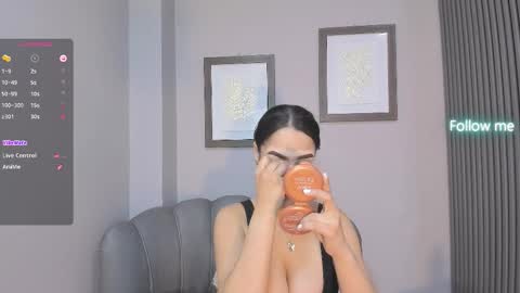 Emily  online show from September 2025 05:35:02 AM