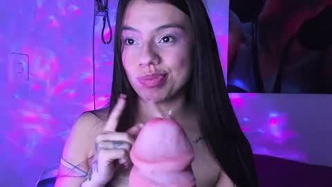 Emily online show from April 2026 01:42:02 AM