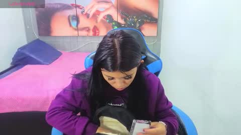 Snapshot of emily_rosse04 chatting on September 2025 12:38:02 PM online show from September 2025 12:38:02 PM