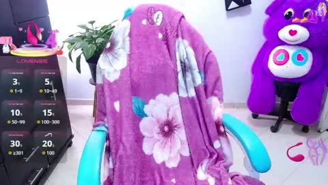       online show from April 2026 12:30:01 PM