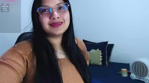 Snapshot of emily_rousee1 chatting on March 2026 02:48:01 AM Sofia Gomez online show from March 2026 02:48:01 AM