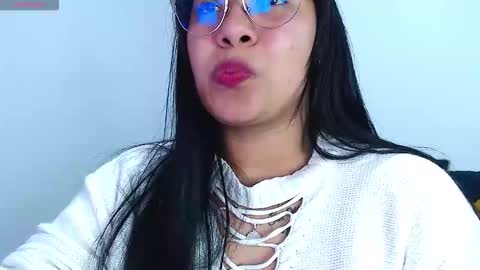 Snapshot of emily_rousee1 chatting on March 2026 03:21:02 AM Sofia Gomez online show from March 2026 03:21:02 AM