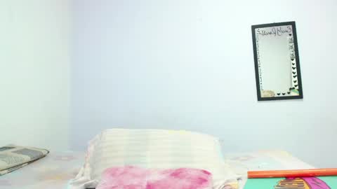 Emily  IGEmmily Baussa online show from April 2026 12:47:01 AM