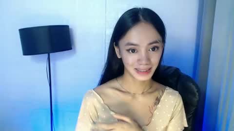 Snapshot of emily_sexyslut chatting on December 2024 03:41:01 AM emily_sexyslut online show from December 2024 03:41:01 AM