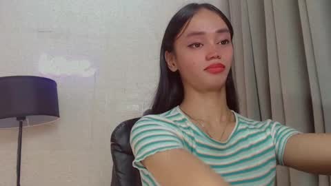 Snapshot of emily_sexyslut chatting on January 2025 06:45:02 PM emily_sexyslut online show from January 2025 06:45:02 PM