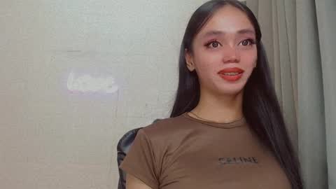 Snapshot of emily_sexyslut chatting on January 2025 04:48:01 PM emily_sexyslut online show from January 2025 04:48:01 PM