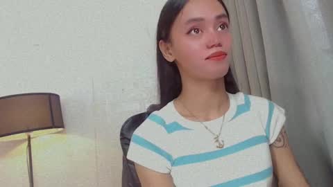 Snapshot of emily_sexyslut chatting on January 2025 12:00:01 AM emily_sexyslut online show from January 2025 12:00:01 AM