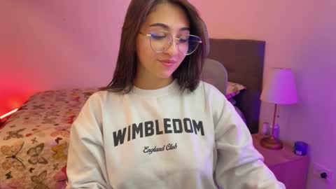 Snapshot of emily_smith29 chatting on September 2025 02:02:01 AM emi online show from September 2025 02:02:01 AM