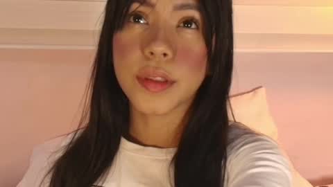 Emily online show from November 2025 12:33:02 PM