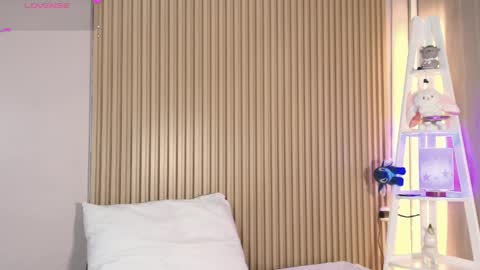 Emily online show from April 2026 11:54:02 AM