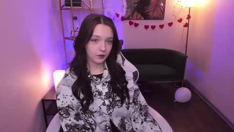 Emily online show from March 2026 06:09:02 AM