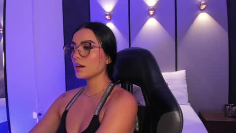 emily_tolson online show from June 2026 08:03:01 PM