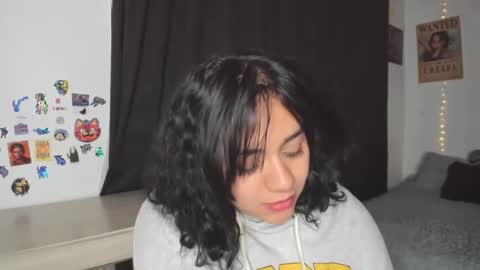 Snapshot of emily_vader chatting on January 2025 04:37:02 AM emily_vader online show from January 2025 04:37:02 AM