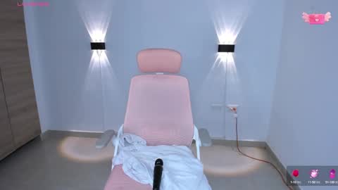 Emi online show from March 2025 11:04:02 PM