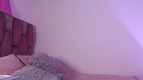 emily_w2 online show from March 2025 02:15:01 AM