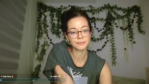 Snapshot of emilyalexa chatting on June 2026 12:29:02 PM Emily Alexa online show from June 2026 12:29:02 PM