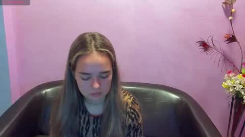 Snapshot of emilybaby_xx chatting on September 2025 07:20:01 AM Emily online show from September 2025 07:20:01 AM