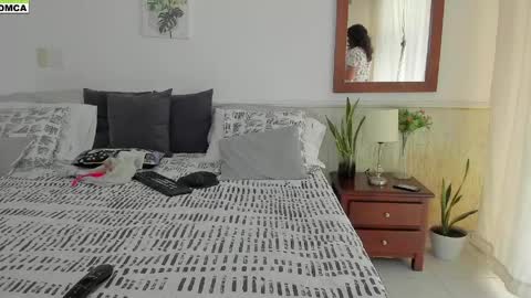 Emily online show from April 2026 12:46:01 PM