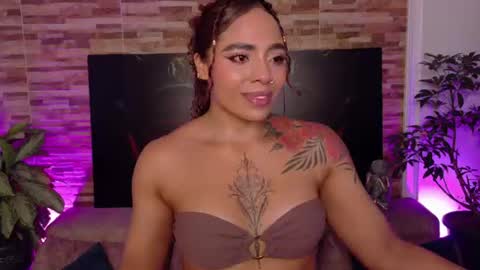 Snapshot of emilyfitness8 chatting on August 2026 11:52:02 PM emily online show from August 2026 11:52:02 PM
